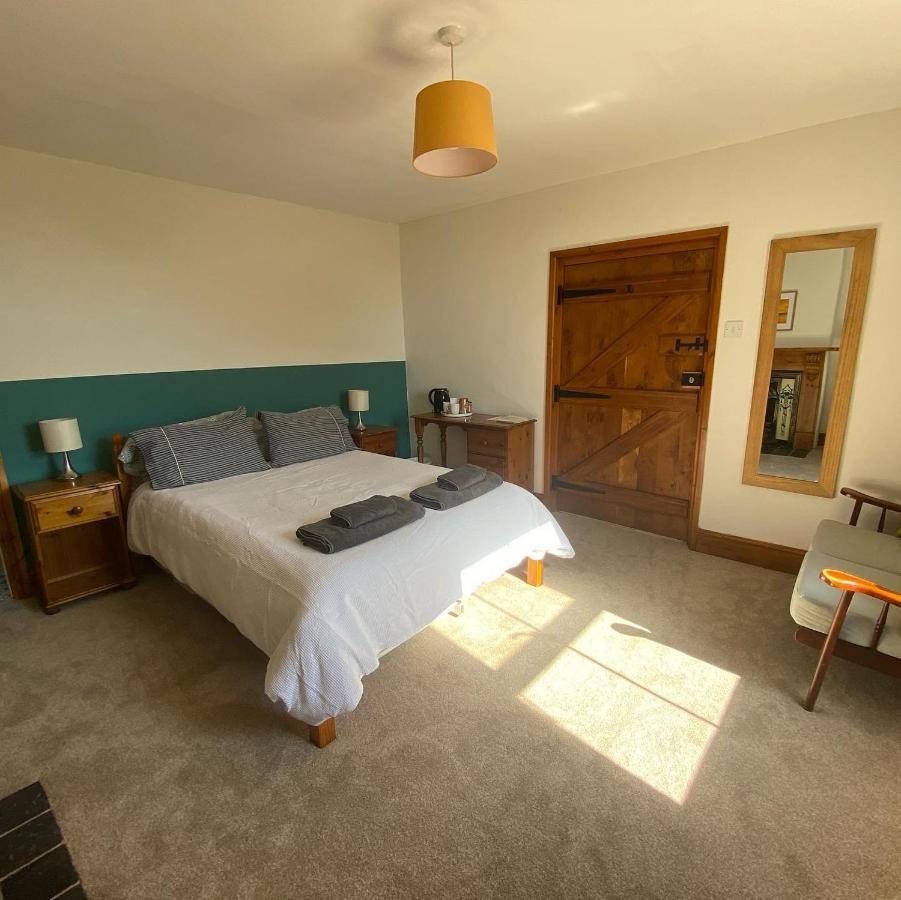 Little Hilton Farm Bed & Breakfast Haverfordwest Exterior photo